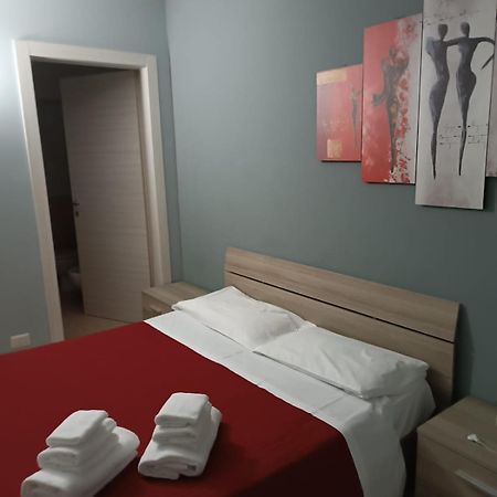 Hotel Ded 1 Checkin A Richiesta Parma Buitenkant foto