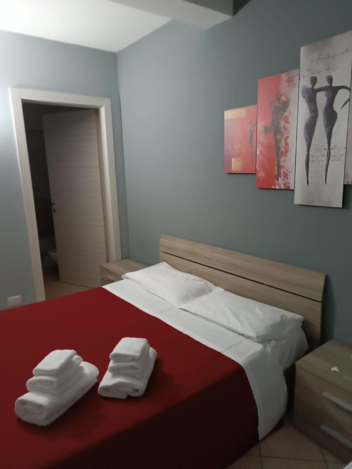 Hotel Ded 1 Checkin A Richiesta Parma Buitenkant foto